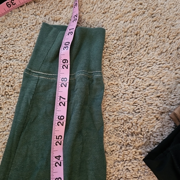 American Eagle Long Sleeved Green Indian Graphic Shirt Size Large - Picture 8 of 8